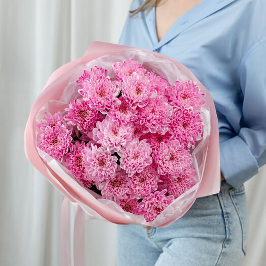 Букет из 5 розовых кустовых хризантем