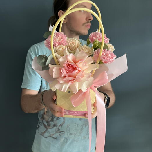 Композиция с французской розой🌸
