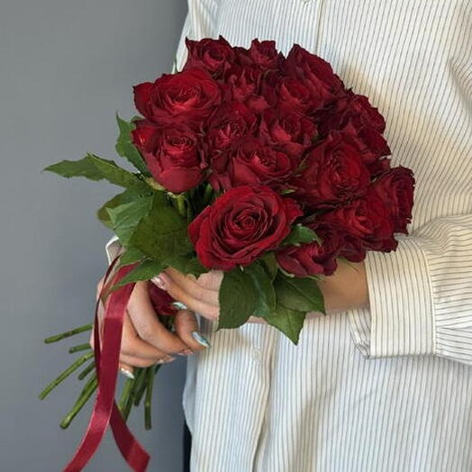 Красные розы 17