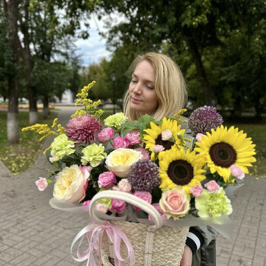 Композиция в корзине Привет осень