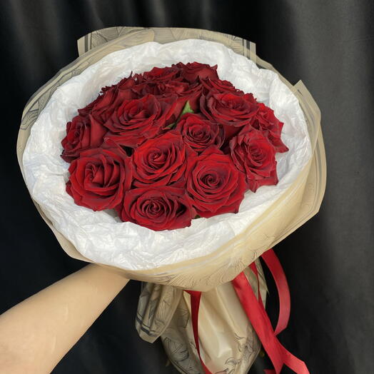 Букет из 15 красных роз