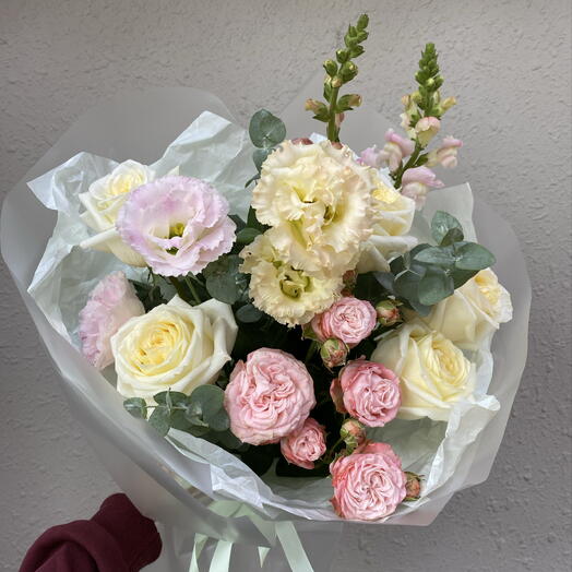 Воздушный букет с эустомой🌸