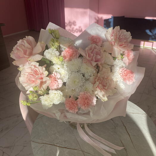 Букет Зефирка с ажурными розами