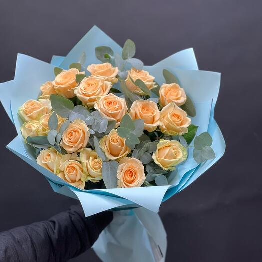 Bouquet of roses and eucalyptus