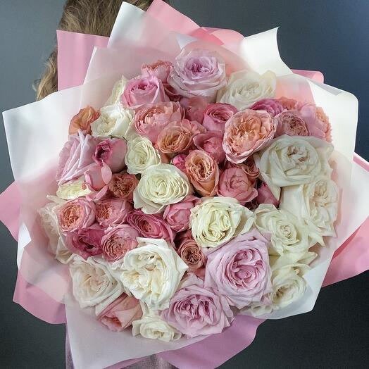Tender Love with peony roses