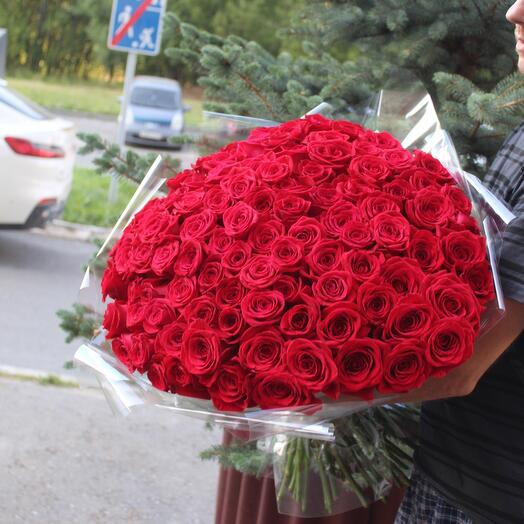 Алый бархат 101 роза