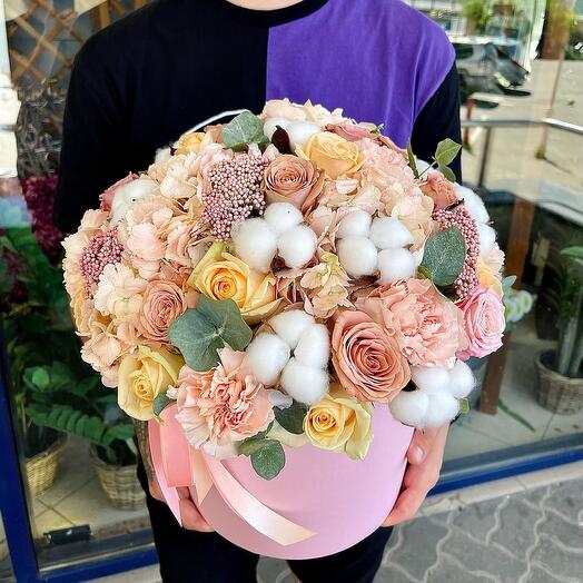 Flowers in a box- Caramel 🍭