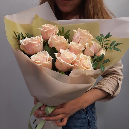 Ramo de rosas de crema