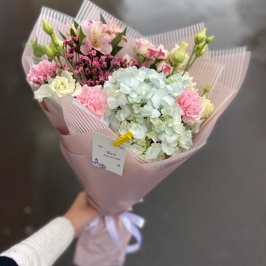 Bouquet with hydrangea