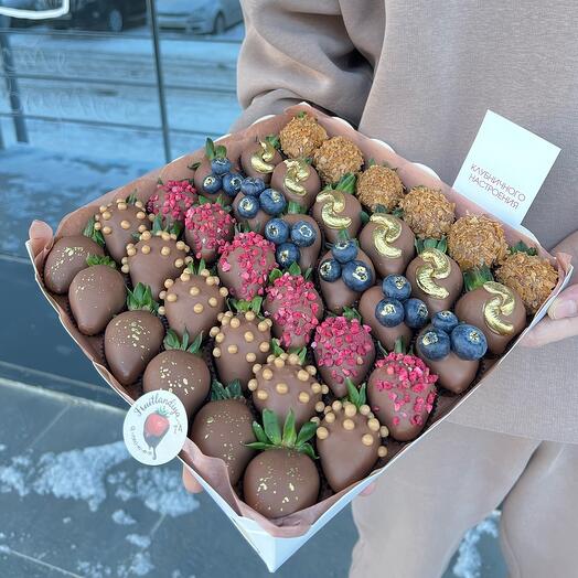 Клубника в шоколаде Молочный экстаз