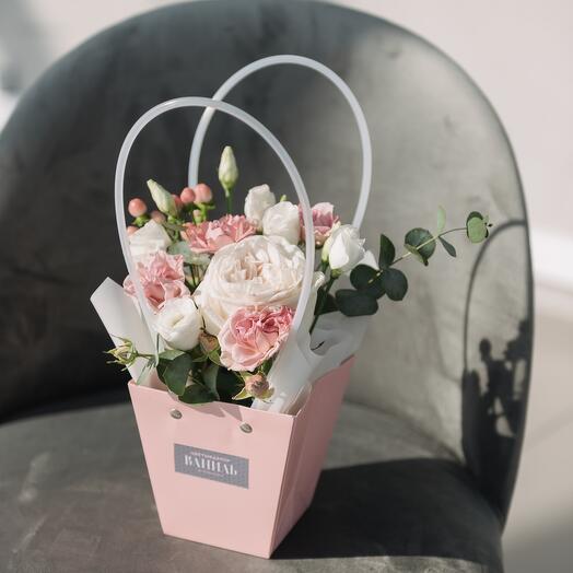 Цветочный комплимент с розой