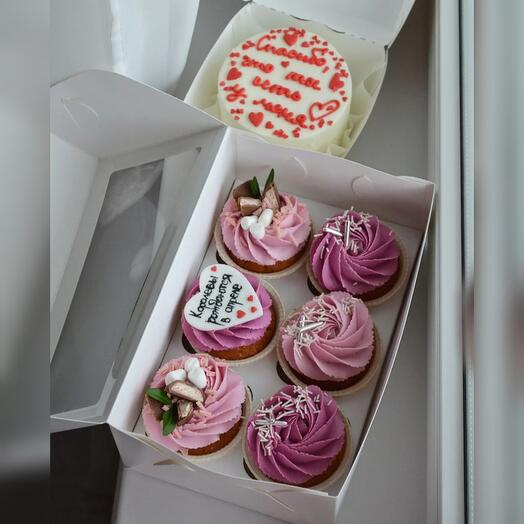 Set of bento cake and cupcakes for girls