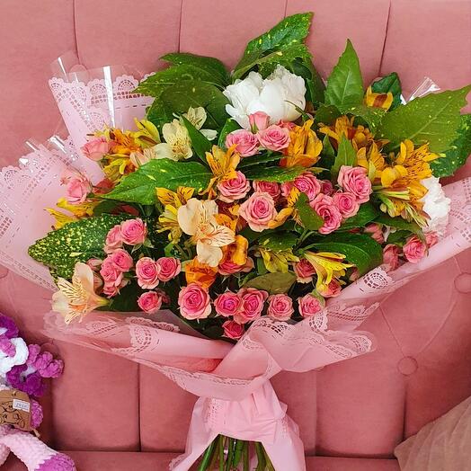 Bouquet "Roses and peonies"