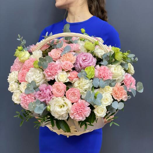 Корзина с цветами🌸