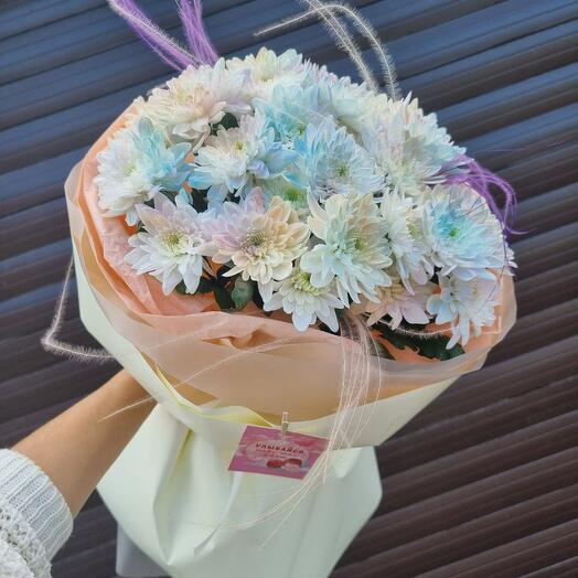 Bouquet of bush chrysanthemums