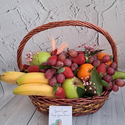 Корзина с фруктами "Витамины"