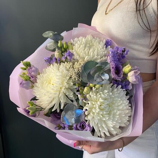 Букет из хризантем💜