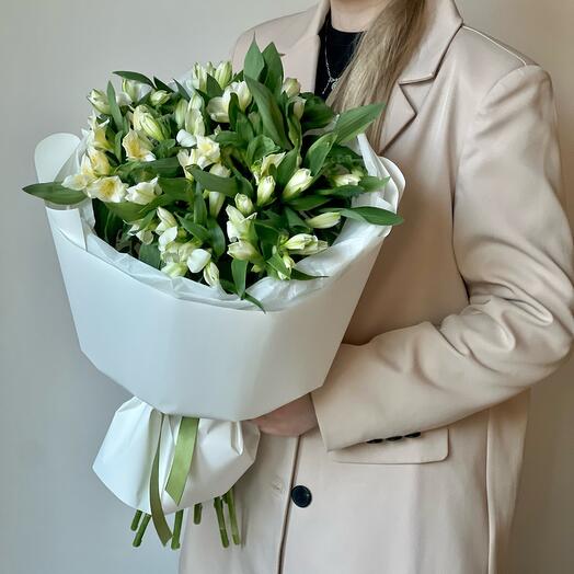 Монобукет из белых стойких Альстромерий 040