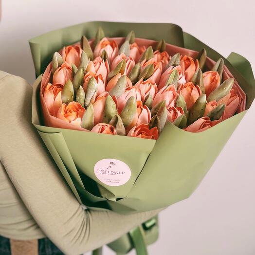 Ramo de tulipanes malvaviscos