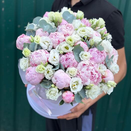 Роскошный премиум💎🌸Розовые пионы с эустомой в коробочке