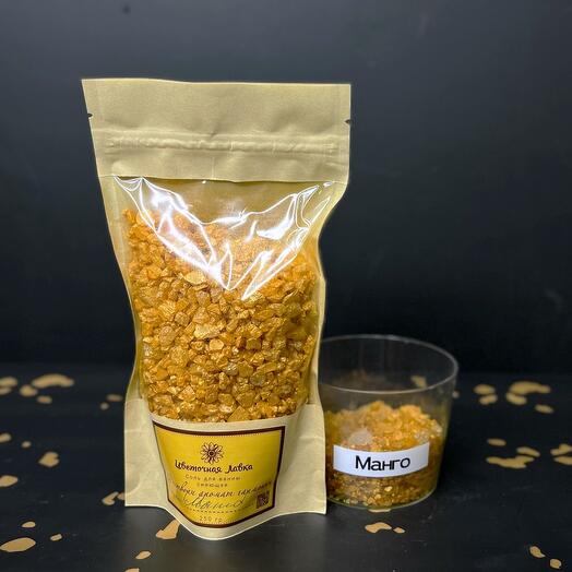 Shimmering sea salt for the bath, with Mango flavor