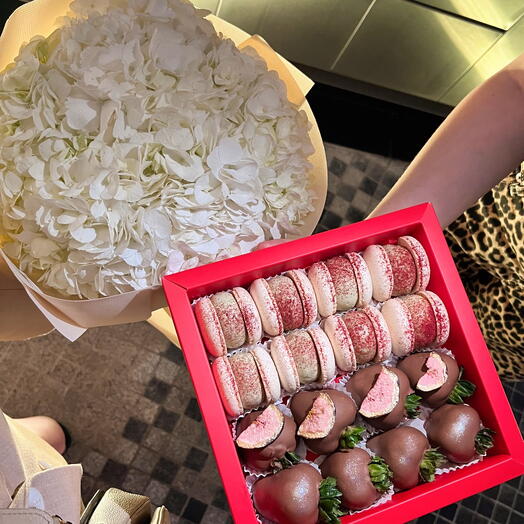 Set of flowers and sweets box