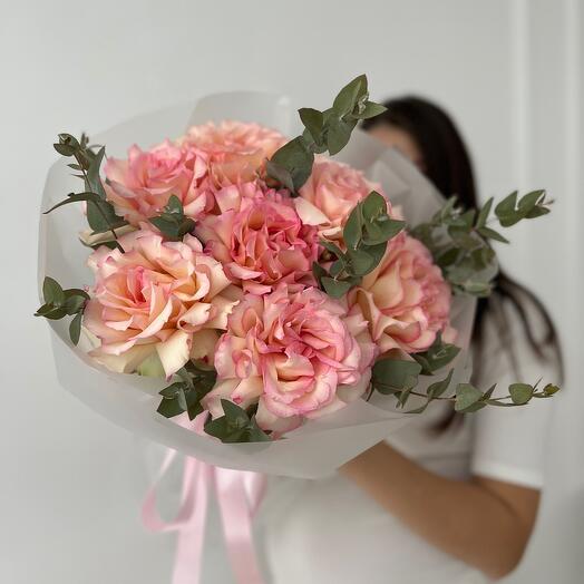Rosas francesas con eucalipto 7