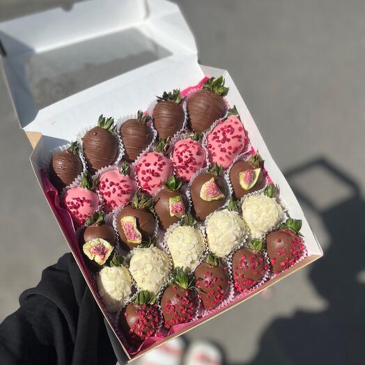 Клубника в шоколаде (25шт)