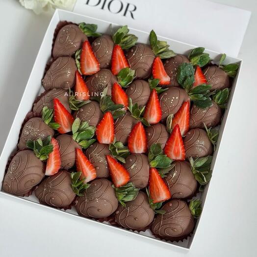 Набор клубники в шоколаде 25шт