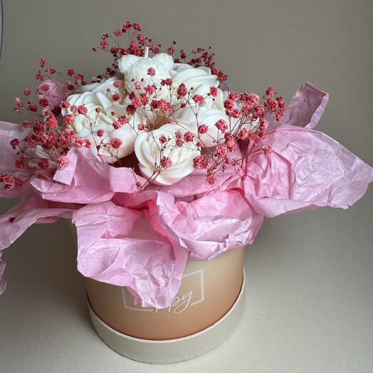 Flowers - candles in a hat box