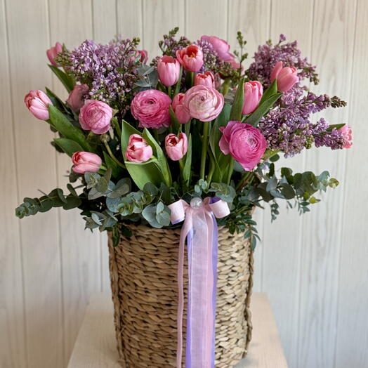 Basket - Lilac Tulips Ranunculus