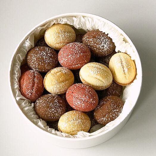 Решки со сгущёнкой в современной интерпретации 24шт. Вкусный десерт. Оригинальный подарок