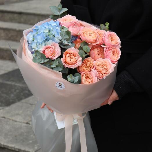 Euro bouquet of Juliette and hydrangea