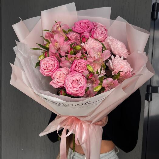 Gorgeous bouquet of premium large bush roses, pink chrysanthemums and alstroemeria / flowers in Ufa with delivery