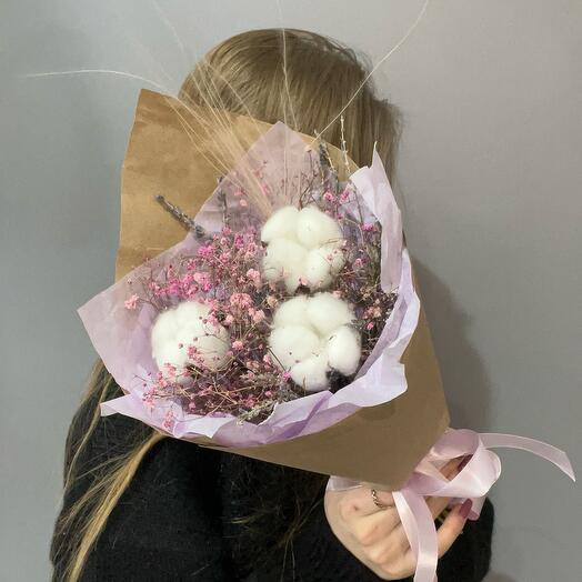 Букет из сухоцветов с лавандой и хлопком