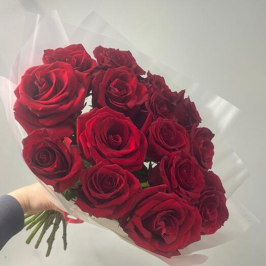 Моно букет из красных роз