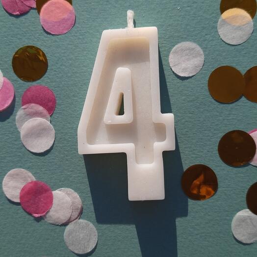 Натуральная свеча для торта ручной работы