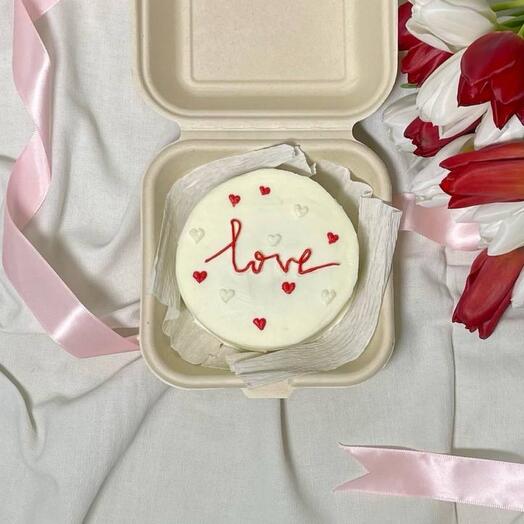 Бенто-торт «love с сердечками»