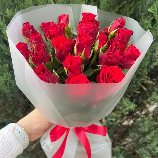 Букет из 25 красных роз
