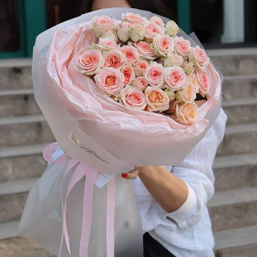 Монобукет из кустовых роз Rosanella 9 шт