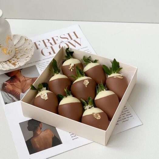 Клубника в шоколаде Kinder🤎🤍