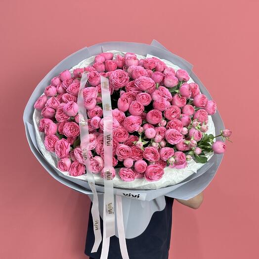 Нежный монобукет из кустовой розы