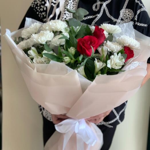 Букет  «Гармония» розы ,альстромерия,хризантемы