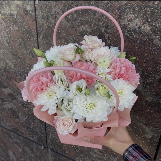 Нежное прикосновение 🩷