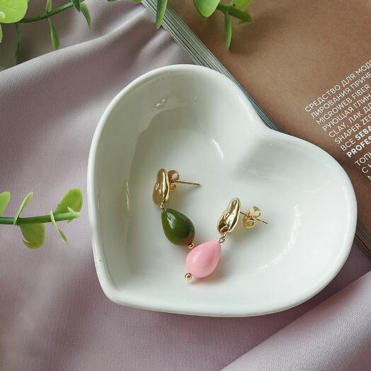 Серьги из цветной майорки