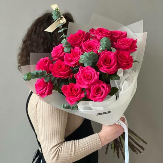Букет малиновых роз, 15 шт