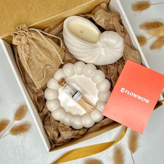 Подарочный набор  с ароматической  свечей Ракушка Личи Инжир ручной работы