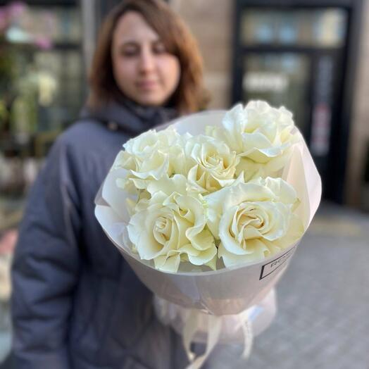 Букет из белых французских роз