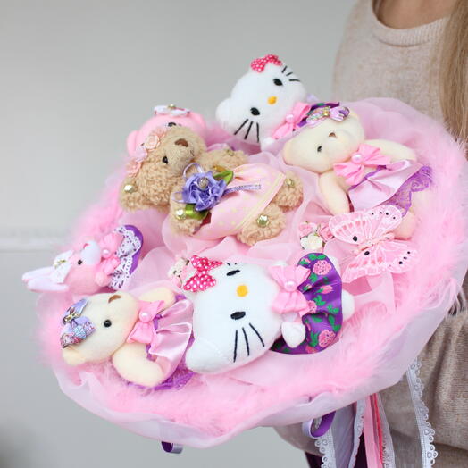 Букет из игрушек с котятами