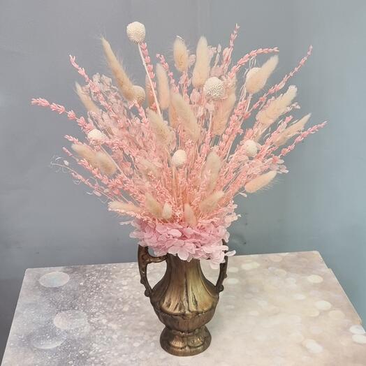 Композиция из стабилизированной лаванды, краспедии и гортензии